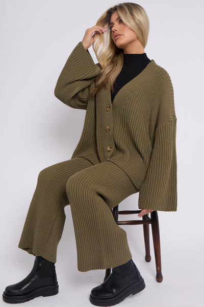 KNITTED CARDIGAN AND TROUSERS LOUNGEWEAR
